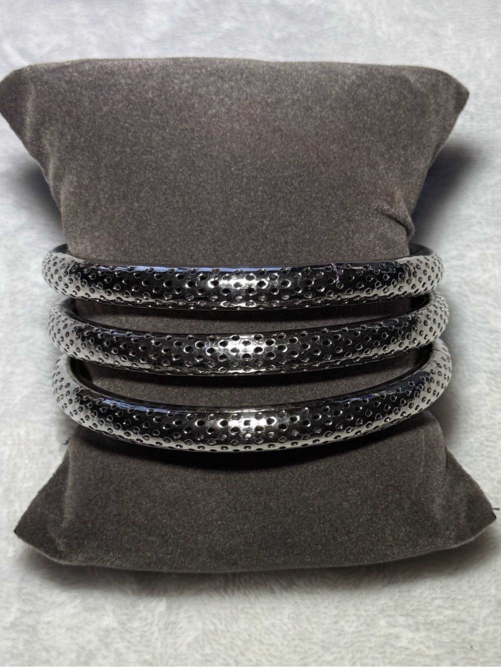 Set/3 Silver Perforated Bangle Bracelet Trio Retro Chic Lightweight